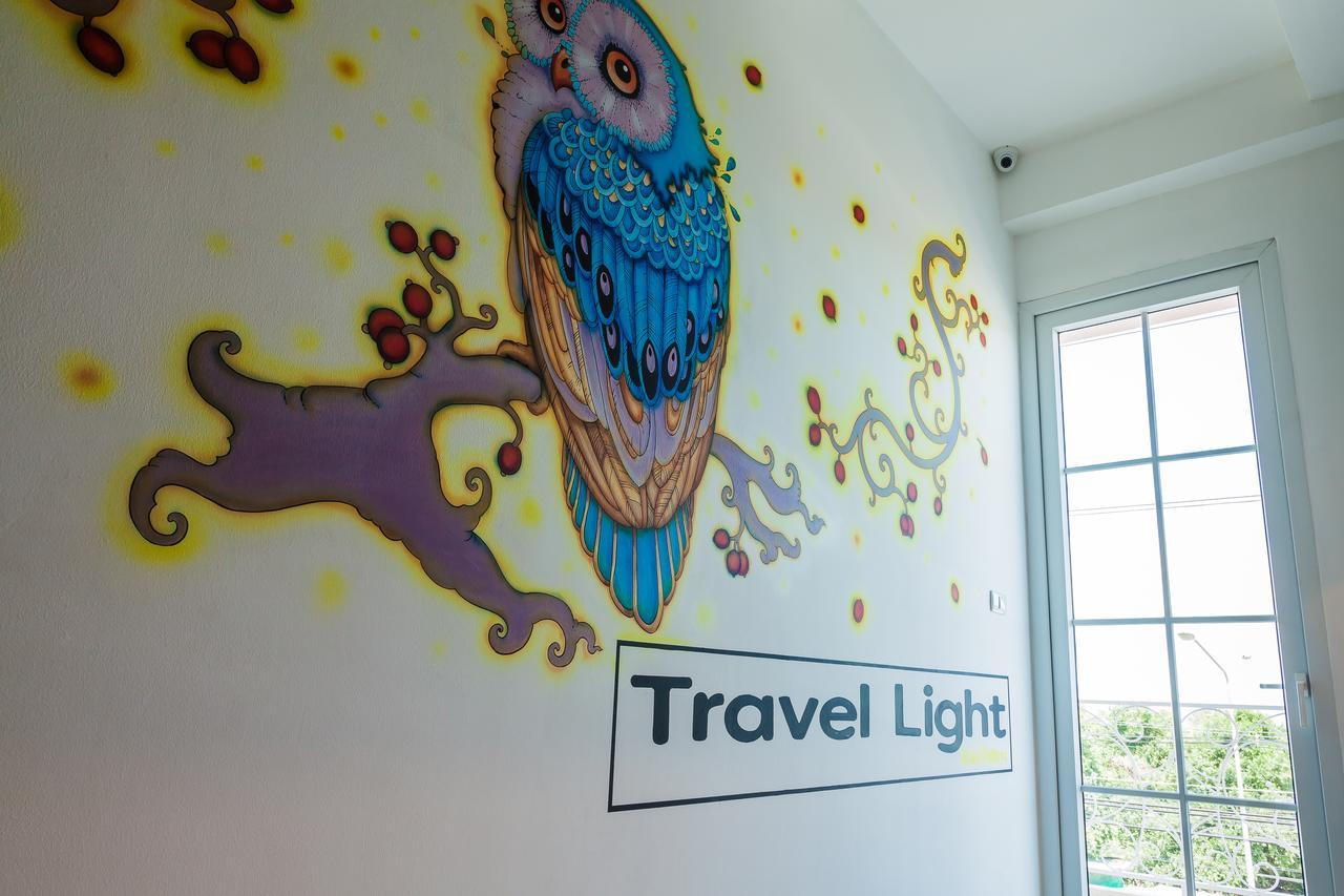 Travel Light Hostel Pattaya Esterno foto